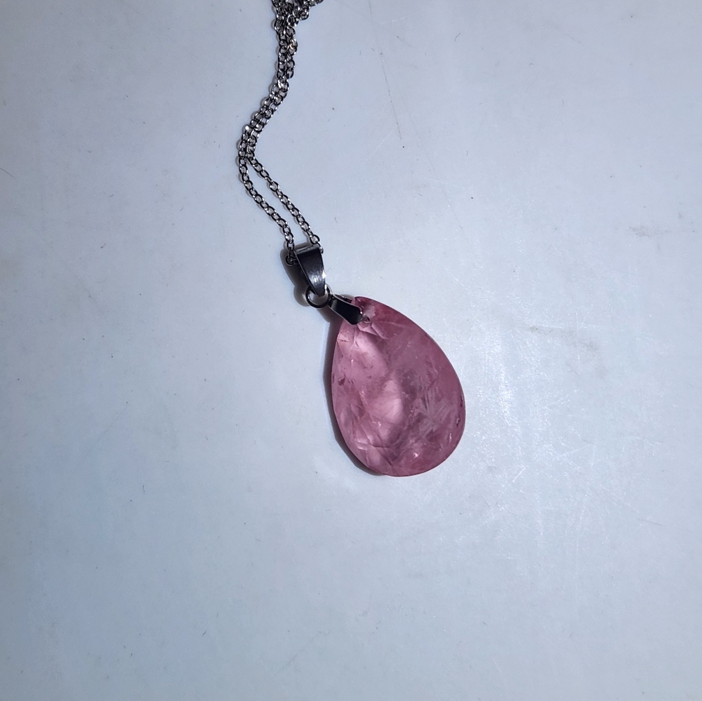 Natural Pink Kunzite Teardrop Pendant Necklace. - Picture 7 of 8